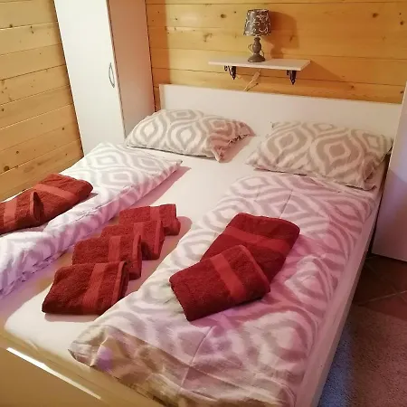 Apartma Suzy *